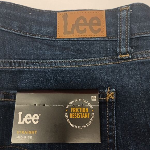 Lee Straight Leg Jeans Women's 18 Short Size 36x27 Blue Mid Rise Dark Wash - Picture 2 of 8
